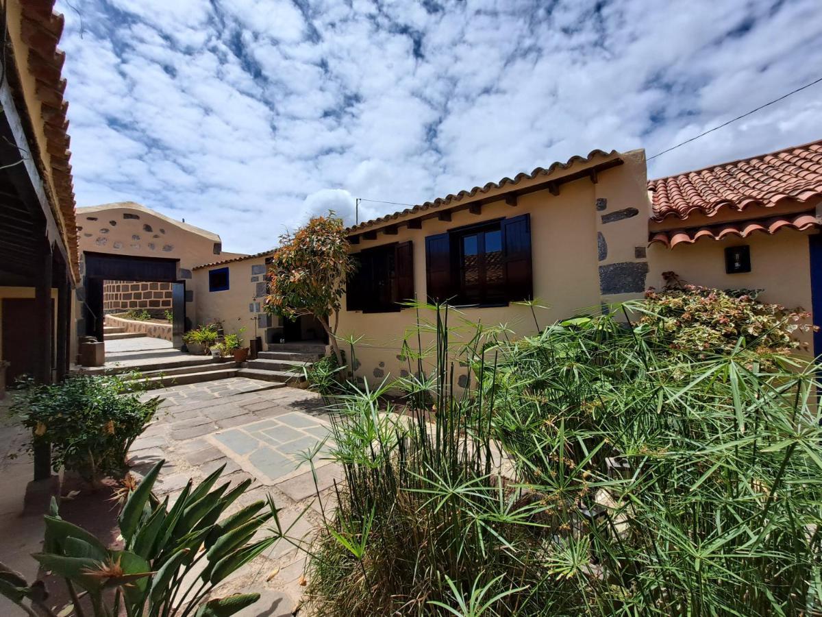 Rk Hacienda La Rekompensa Arucas Exterior photo